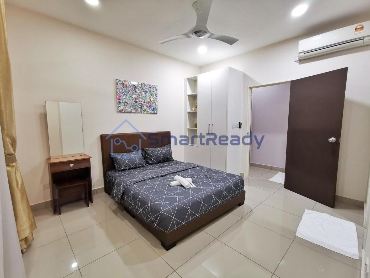 Twin Galaxy Suites By Sr Home Johor Bahru Esterno foto