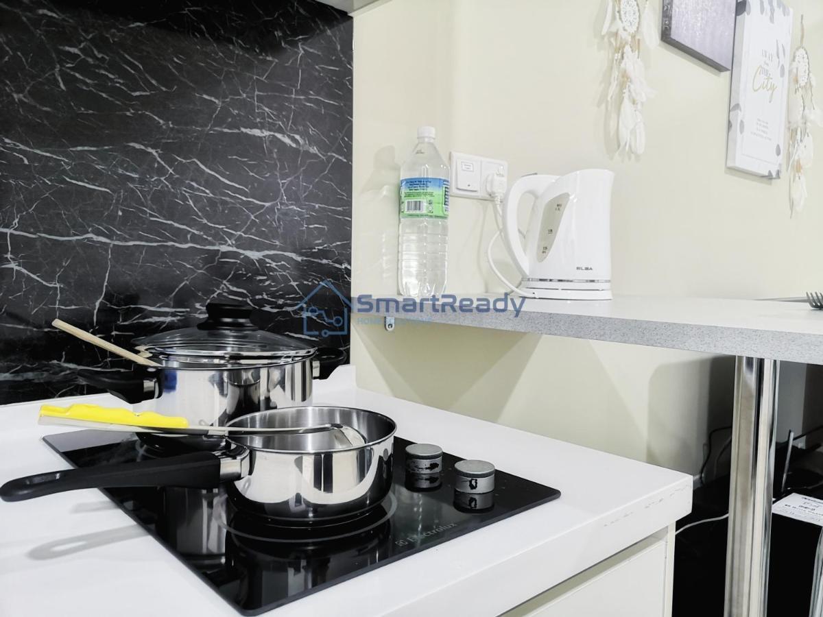 Twin Galaxy Suites By Sr Home Johor Bahru Esterno foto