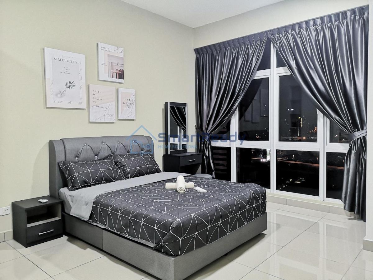 Twin Galaxy Suites By Sr Home Johor Bahru Esterno foto