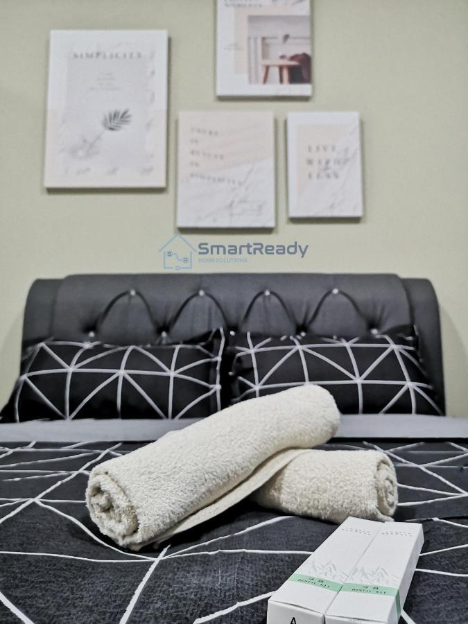 Twin Galaxy Suites By Sr Home Johor Bahru Esterno foto