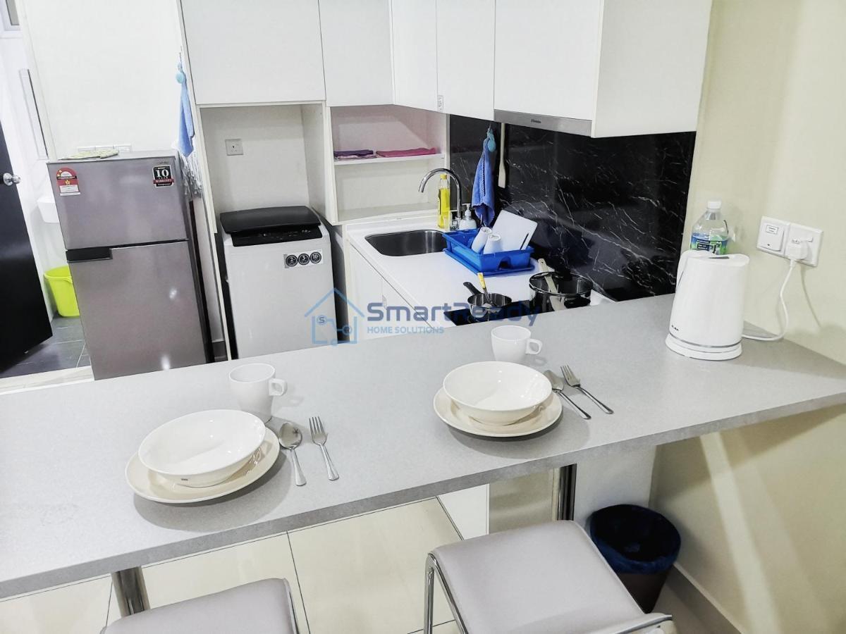 Twin Galaxy Suites By Sr Home Johor Bahru Esterno foto