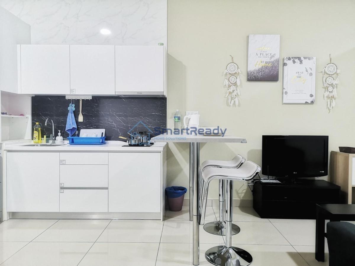 Twin Galaxy Suites By Sr Home Johor Bahru Esterno foto