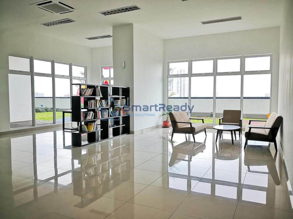 Twin Galaxy Suites By Sr Home Johor Bahru Esterno foto